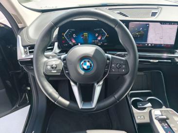 BMW IX1 XLine 30 — photo 17