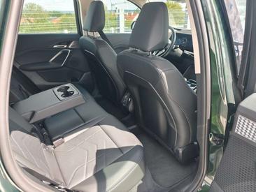 BMW IX1 XLine 30 — photo 31