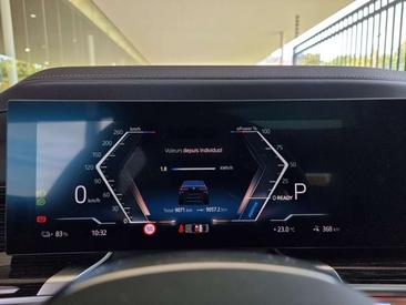 BMW I7 XDrive60 — photo 30