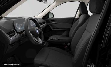 BMW IX1 XDrive30 — photo 3