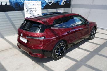 BMW IX XDrive40 — photo 42