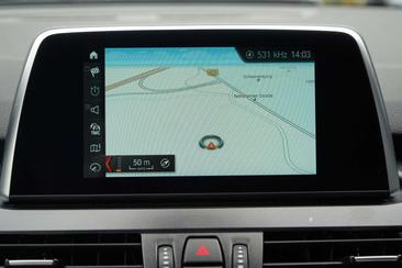 BMW 225 Xe — photo 24
