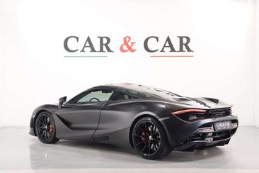 McLaren 720S — photo 2