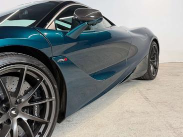 McLaren 720S — photo 7
