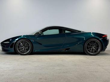McLaren 720S — photo 14