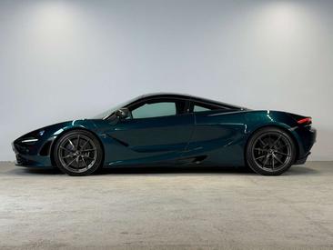 McLaren 720S — photo 15