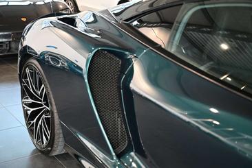 McLaren GT — photo 27