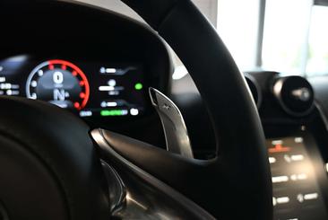 McLaren GT — photo 40
