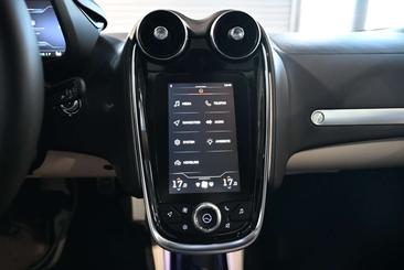 McLaren GT — photo 45