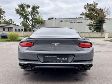 Bentley Continental GT V8 S — photo 6