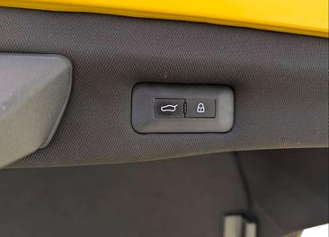 Ferrari Purosangue — photo 11