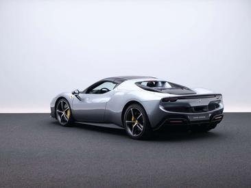 Ferrari 296 GTS — photo 7
