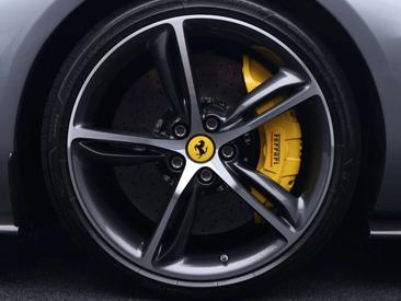 Ferrari 296 GTS — photo 13
