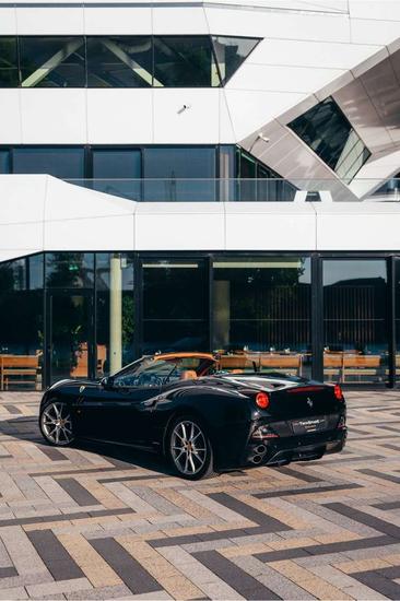 Ferrari California — photo 26