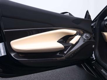 Ferrari F8 Spider — photo 20