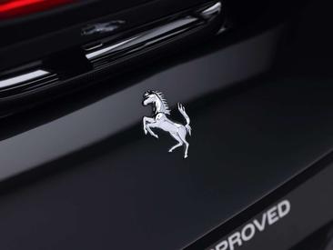 Ferrari F8 Spider — photo 23
