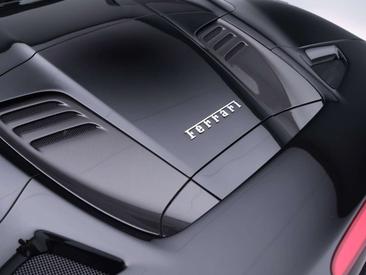 Ferrari F8 Spider — photo 28