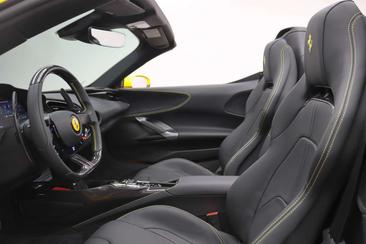 Ferrari SF90 Spider — photo 8
