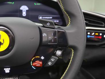 Ferrari 296 GTS — photo 11