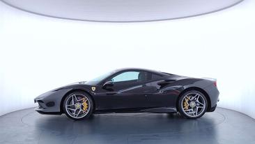 Ferrari F8 Tributo — photo 8