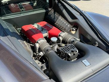 Ferrari 458 Italia — photo 18