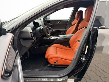 Ferrari Purosangue — photo 10