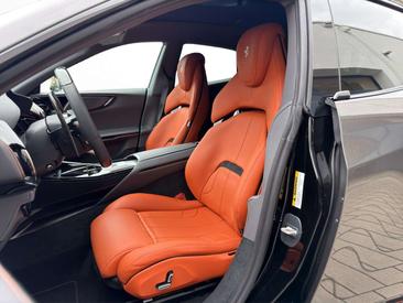 Ferrari Purosangue — photo 11