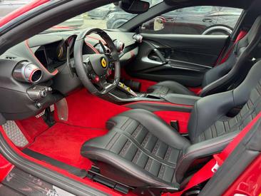 Ferrari 812 Superfast — photo 12