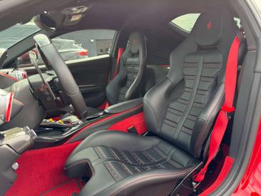 Ferrari 812 Superfast — photo 13