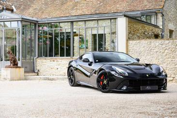 Ferrari F12 Berlinetta — photo 11