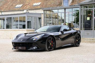 Ferrari F12 Berlinetta — photo 15