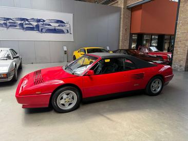 Ferrari Mondial — photo 2