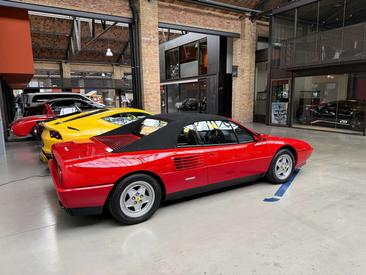 Ferrari Mondial — photo 4