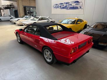 Ferrari Mondial — photo 7