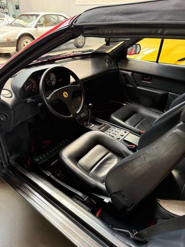 Ferrari Mondial — photo 11