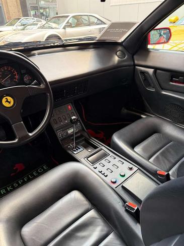 Ferrari Mondial — photo 13