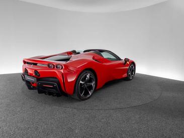Ferrari SF90 Spider — photo 5