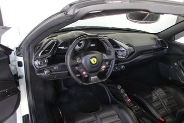 Ferrari 488 Spider — photo 9