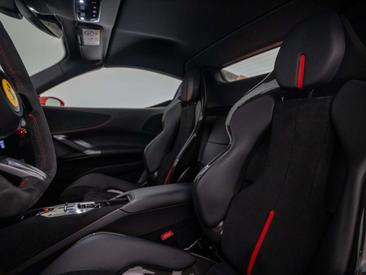 Ferrari SF90 Spider — photo 26