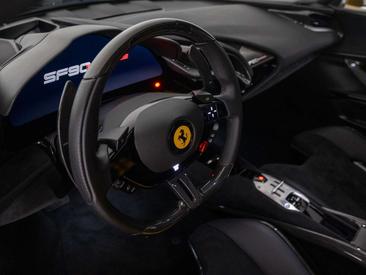 Ferrari SF90 Stradale — photo 32
