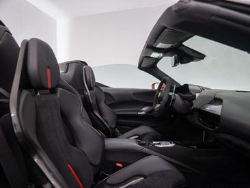 Ferrari SF90 Spider — photo 42