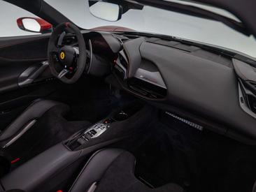 Ferrari SF90 Spider — photo 43