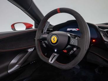 Ferrari SF90 Spider — photo 44
