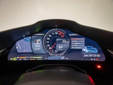 Ferrari SF90 Stradale — photo 45