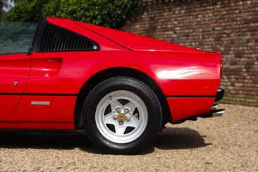 Ferrari 308 GTS — photo 22
