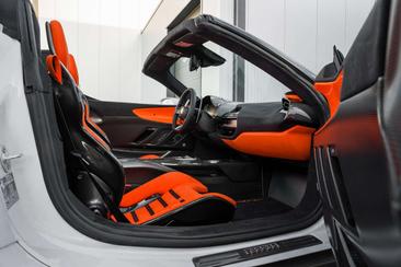 Ferrari SF90 Spider — photo 24