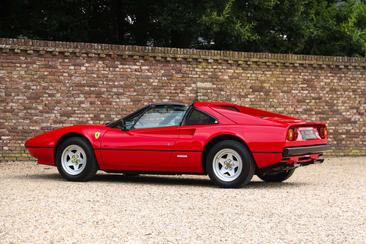 Ferrari 308 GTS — photo 39