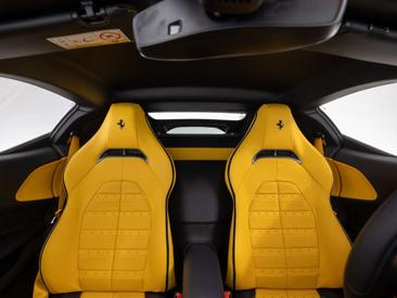 Ferrari SF90 Stradale — photo 10
