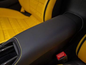 Ferrari SF90 Stradale — photo 25
