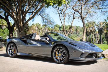 Ferrari F8 Spider — photo 4